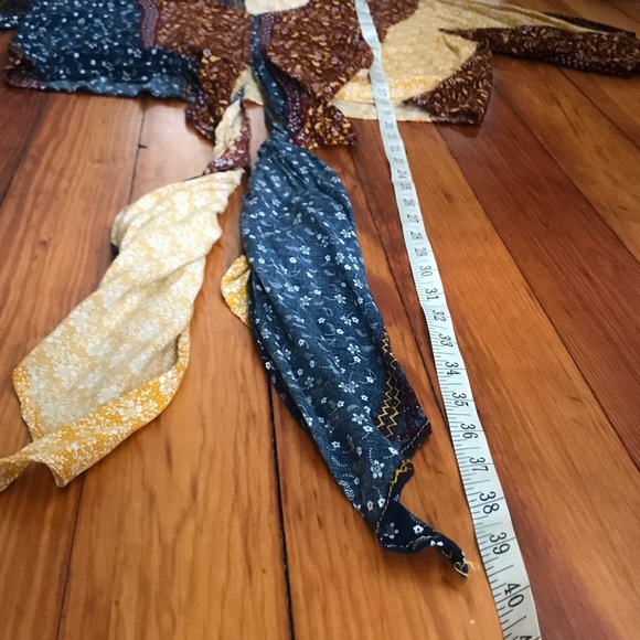 Poly & Easther Peasant style tie front blouse - Picture 6 of 8